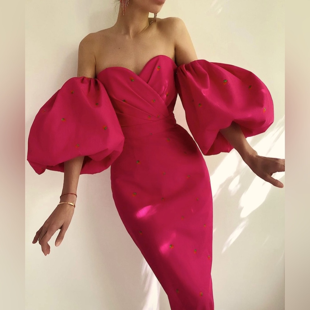 STUNNING hot pink gown size XS